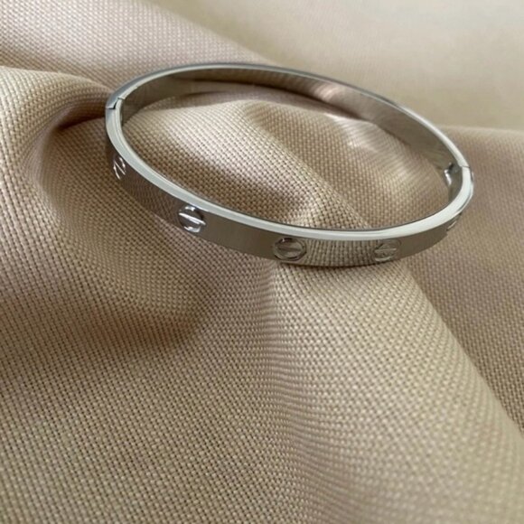 Love Bangle Silver Tone Love Bracelet - Picture 3 of 7